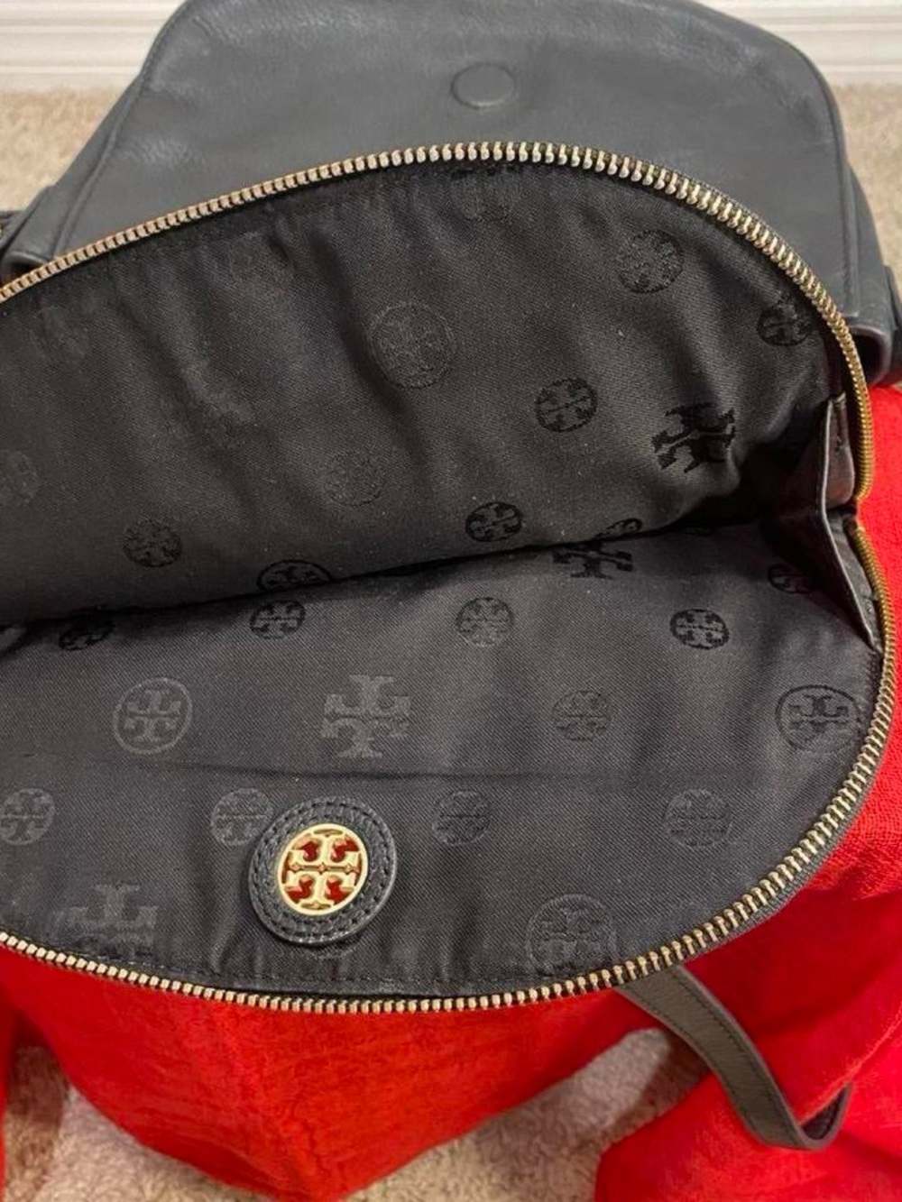 Tory Burch Black Leather Crossbody with Gold Logo Accent - Picture 8 of 8
